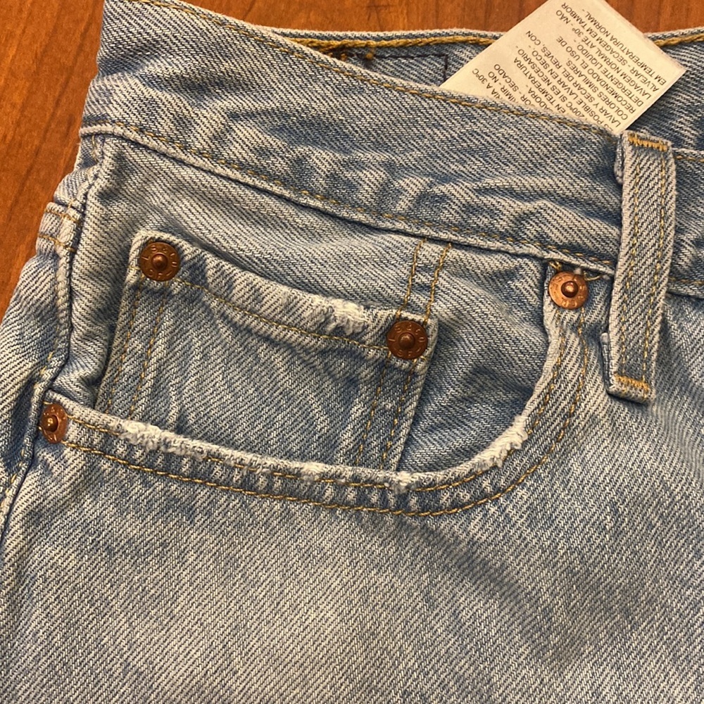 Levi’s 501 button fly high waisted jean short sz 26 waist - Picture 2 of 10